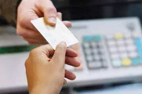 今晚双色球开奖结果揭晓：悬念即将揭晓，大奖花落谁家？